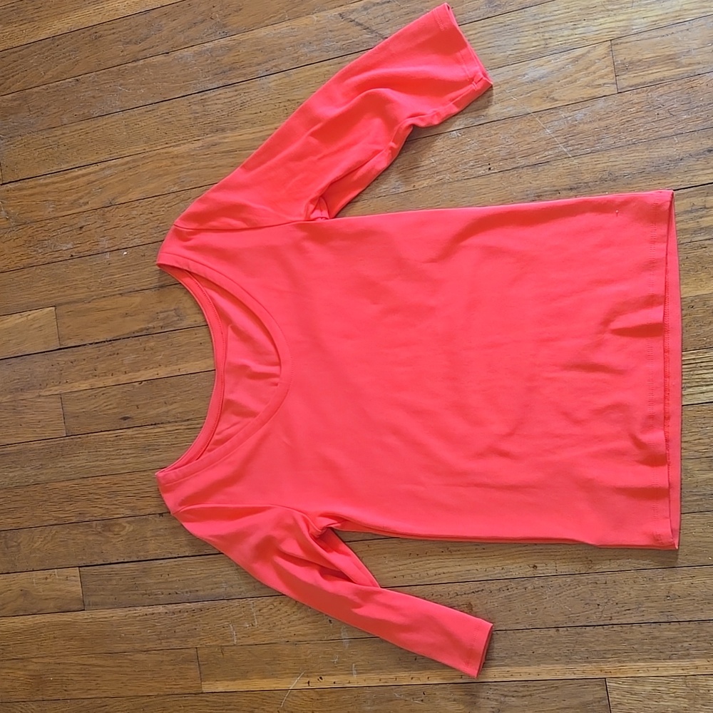 Gap Tee